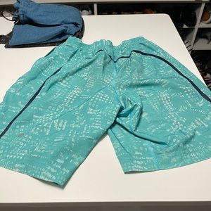 Lululemon 9” Short